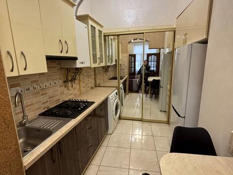 квартира за адресою Пекарська вул., 16