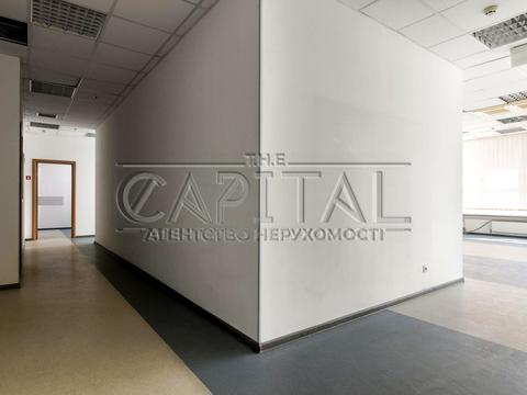 коммерческая по адресу Раисы Окипной ул., 8б