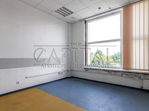 коммерческая по адресу Раисы Окипной ул., 8б