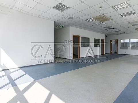 коммерческая по адресу Раисы Окипной ул., 8б