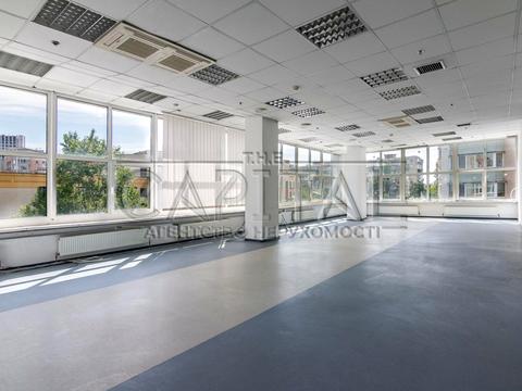 коммерческая по адресу Раисы Окипной ул., 8б