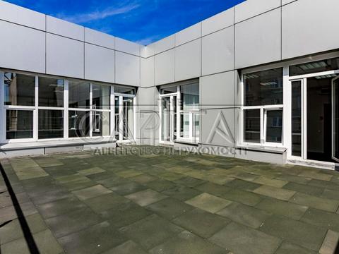 коммерческая по адресу Раисы Окипной ул., 8б