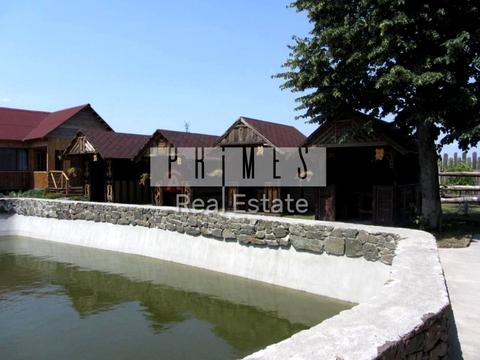 комерційна за адресою Академіка Захаренка вул., 2