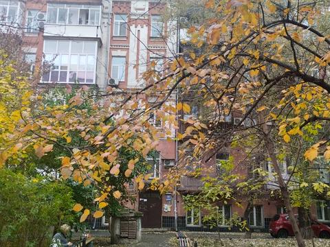 квартира по адресу Межигорская ул., 30