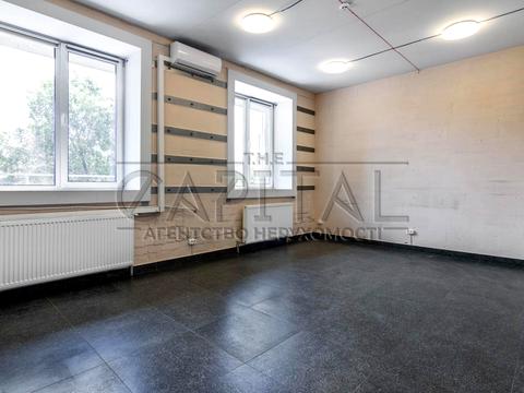 комерційна за адресою Залізничне шосе, 2