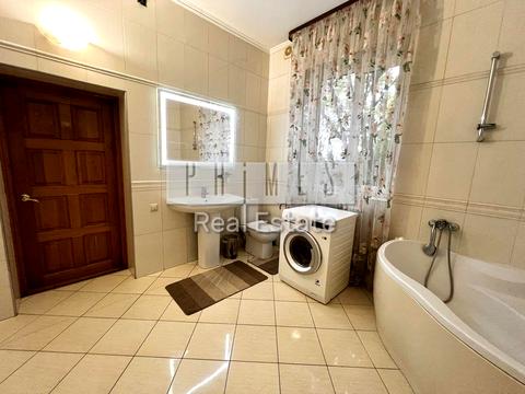 будинок за адресою с. Софіївська борщагівка, Київська вул.