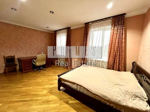 будинок за адресою с. Софіївська борщагівка, Київська вул.