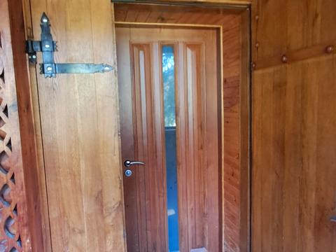 комерційна за адресою Селище, 1а