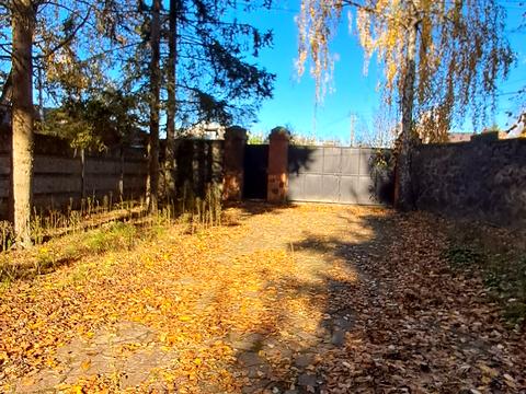 комерційна за адресою Селище, 1а