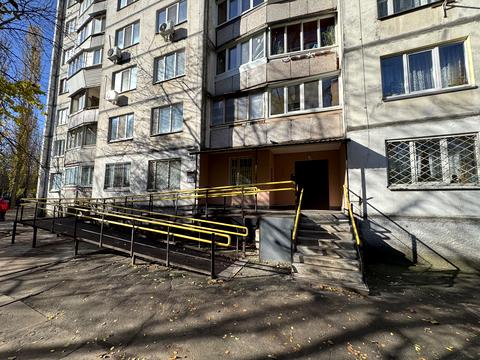 квартира по адресу Академика Глушкова просп., 18