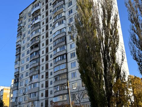 квартира по адресу Академика Глушкова просп., 18