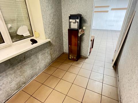 комерційна за адресою Сергія Слісаренка вул., 2/34