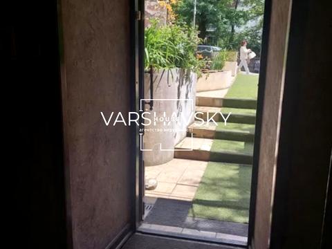 комерційна за адресою Гоголівська вул., 39