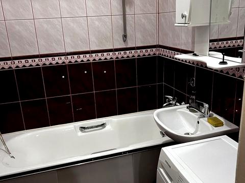 квартира по адресу Здоровья ул., 8