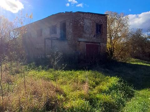 участок по адресу Дмитрівська 2д