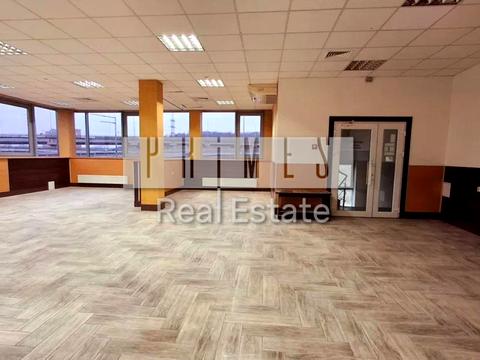 комерційна за адресою Набережно-Печерська дорога вул., 10