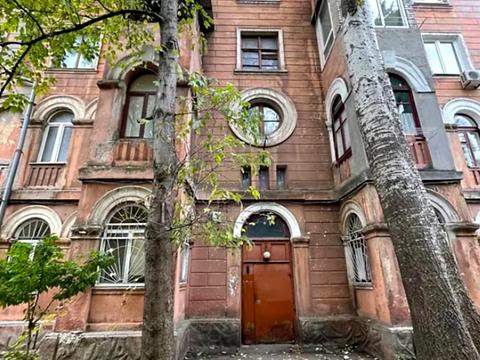 квартира за адресою Степова вул., 18/20