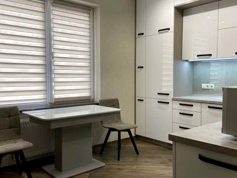 квартира за адресою Пантелеймона Куліша вул., 47а