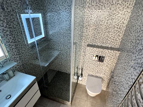 квартира по адресу Юнатская ул., 19