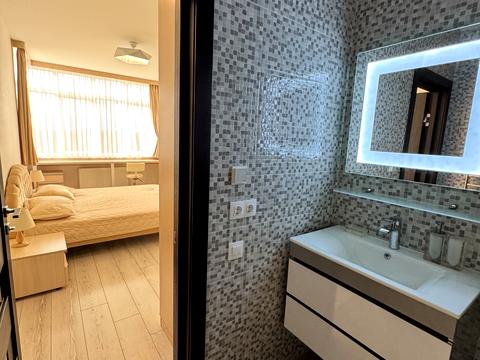 квартира по адресу Юнатская ул., 19