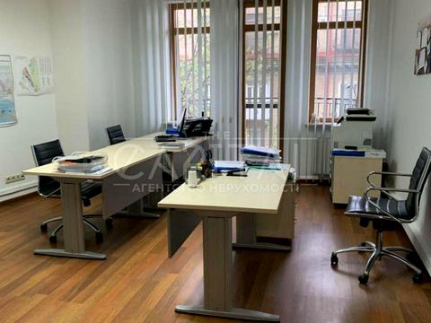 коммерческая по адресу Крутой спуск, 999