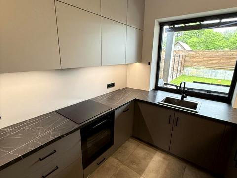 дом по адресу Любомирська ул.