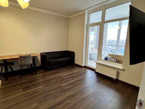 квартира за адресою Олеся Бердника вул., 1-Д