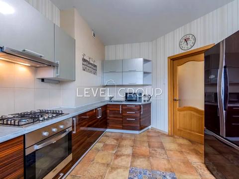 квартира за адресою Дмитра Луценка вул. (Крейсера "Аврора"), 10