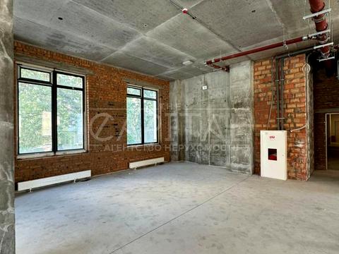 комерційна за адресою Володимирська вул., 86-А