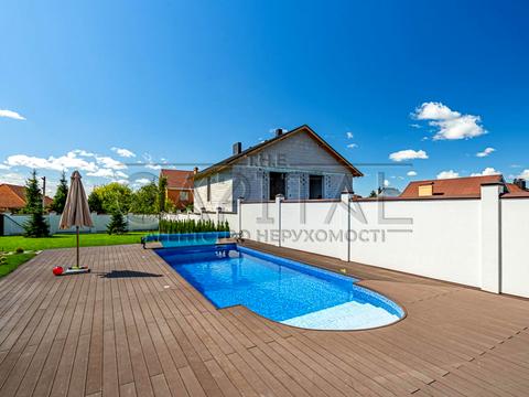 будинок за адресою Молодіжна вул.