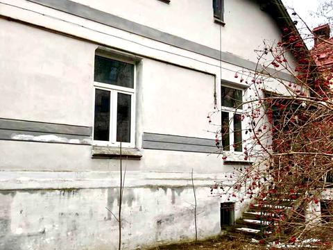 дом по адресу Коновальца ул. (Энгельса), 11а