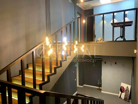 комерційна за адресою Володимира Івасюка просп. (Героїв Сталінграду), 4-А