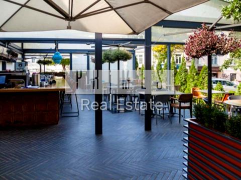 комерційна за адресою Петра Сагайдачного вул., 27-Б