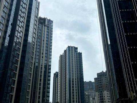 паркоместо по адресу Андрея Верхогляда ул. (Михайла Драгомирова), 17-В