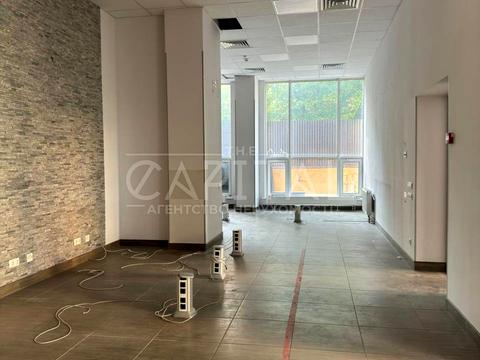 комерційна за адресою В'ячеслава Чорновола вул., 29