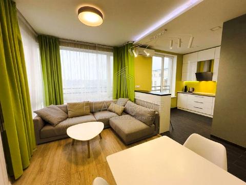 квартира за адресою Київ, Анатолія Петрицького вул., 21-А