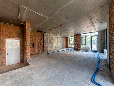 коммерческая по адресу Андрея Верхогляда ул. (Михайла Драгомирова), 1