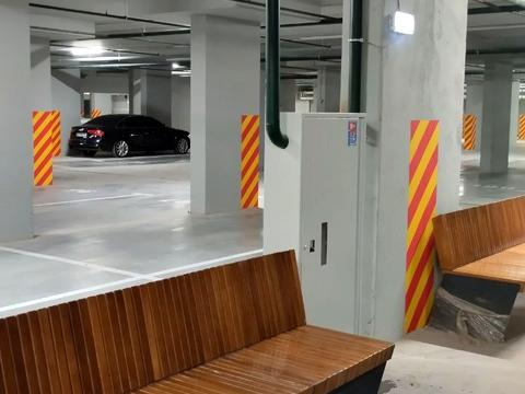 паркомісце за адресою Князя Романа Мстиславича вул. (Генерала Жмаченка), 22