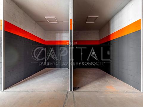 комерційна за адресою Василя Макуха вул. (Івана Шевцова), 1