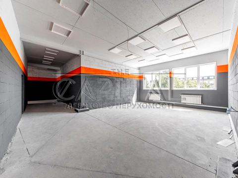 комерційна за адресою Василя Макуха вул. (Івана Шевцова), 1