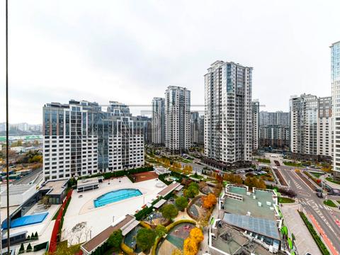 коммерческая по адресу Андрея Верхогляда ул. (Михайла Драгомирова), 1-20а