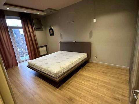 квартира за адресою Інститутська вул., 18