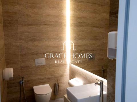 комерційна за адресою Богдана Хмельницького вул., 32