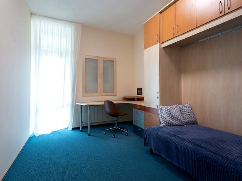 квартира за адресою Пилипа Орлика вул., 10