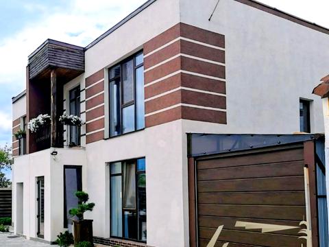 будинок за адресою Соборна вул. ()