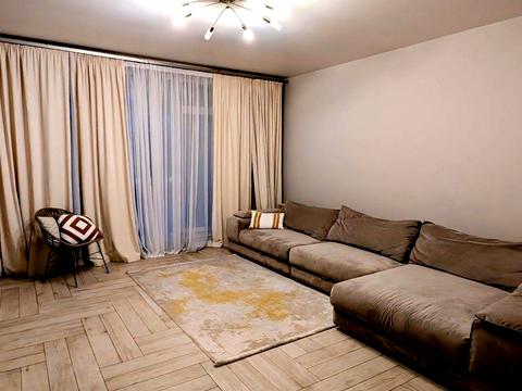 будинок за адресою Соборна вул. ()