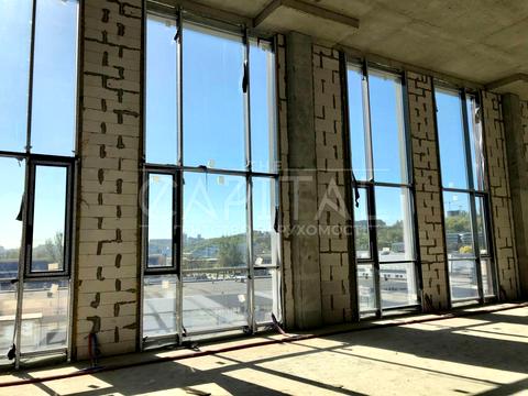 комерційна за адресою Новокостянтинівська вул., 12