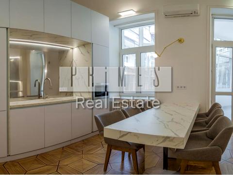 коммерческая по адресу Шота Руставели ул., 22