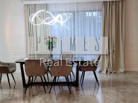 будинок за адресою Набережна вул.