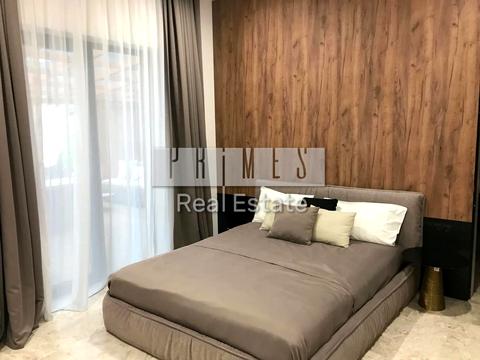 будинок за адресою Набережна вул.